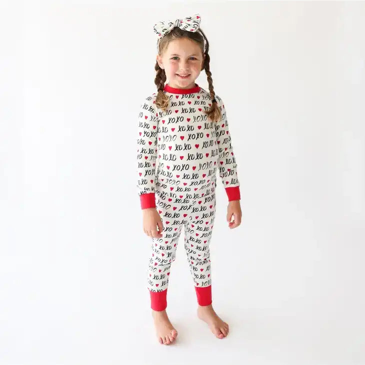 Lola & Taylor Unisex XOX PJ Set